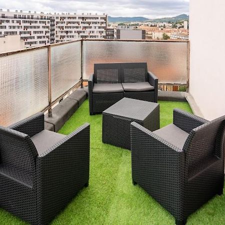 F2 Hypercentre Clermont Ferrand Apartment Ngoại thất bức ảnh